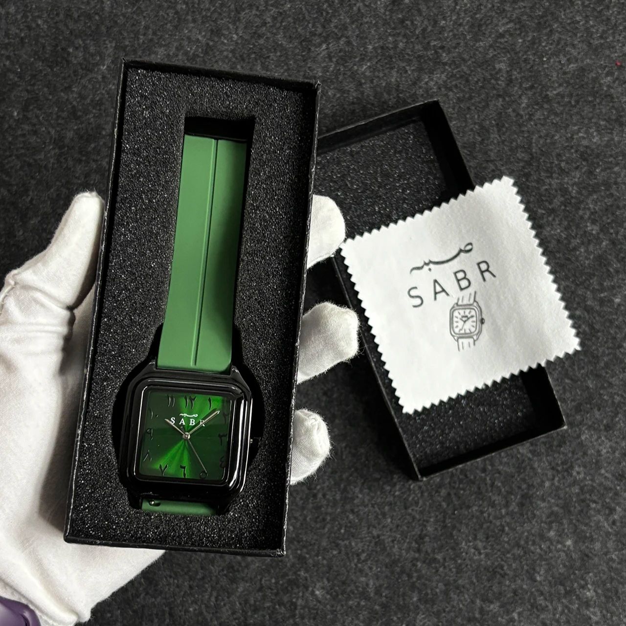 SABR часы с арабскими цифрами, – обзор и цена Cartier Watch Santos