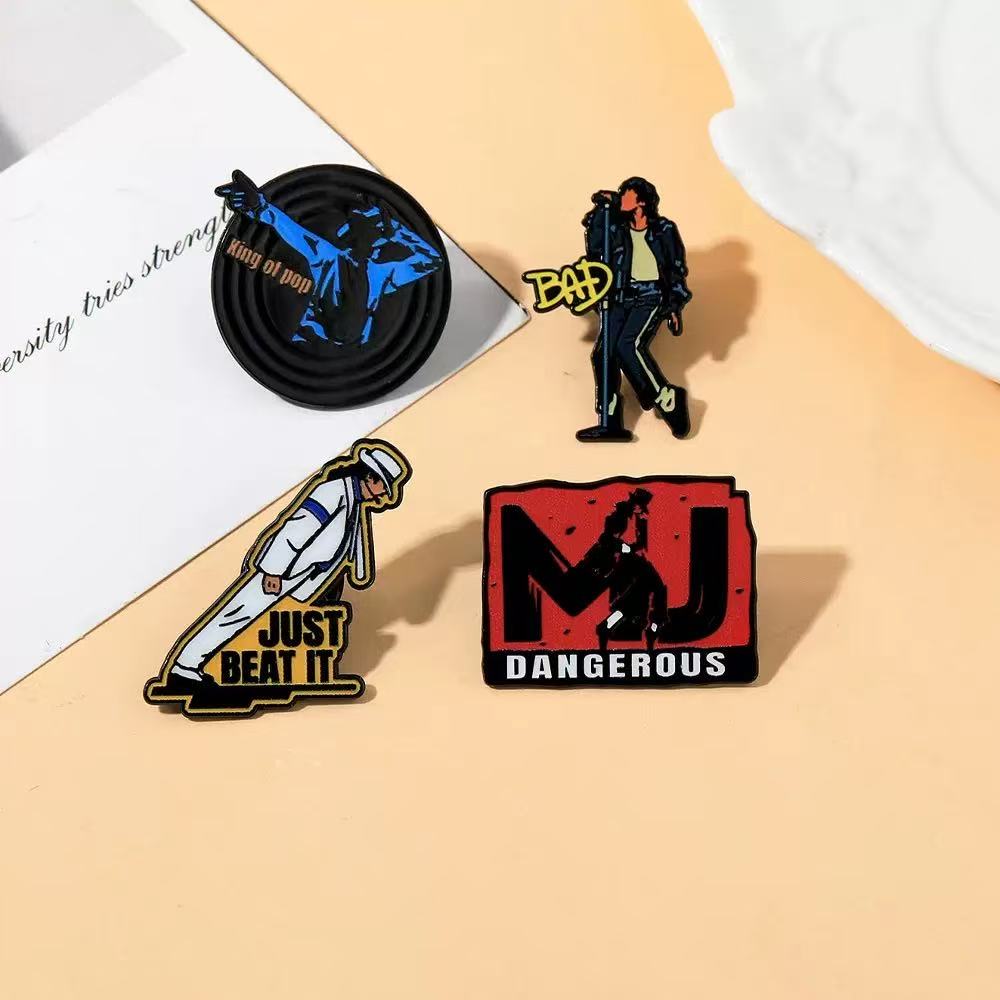 Набор из 4 классических эмалев – обзор и цена Vintage Brooch Pin